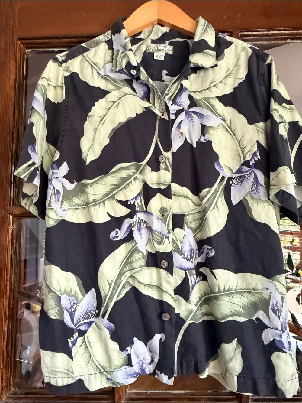 Tommy Bahama Men’s Small Navy Tropical Floral Short-Sleeve Shirt